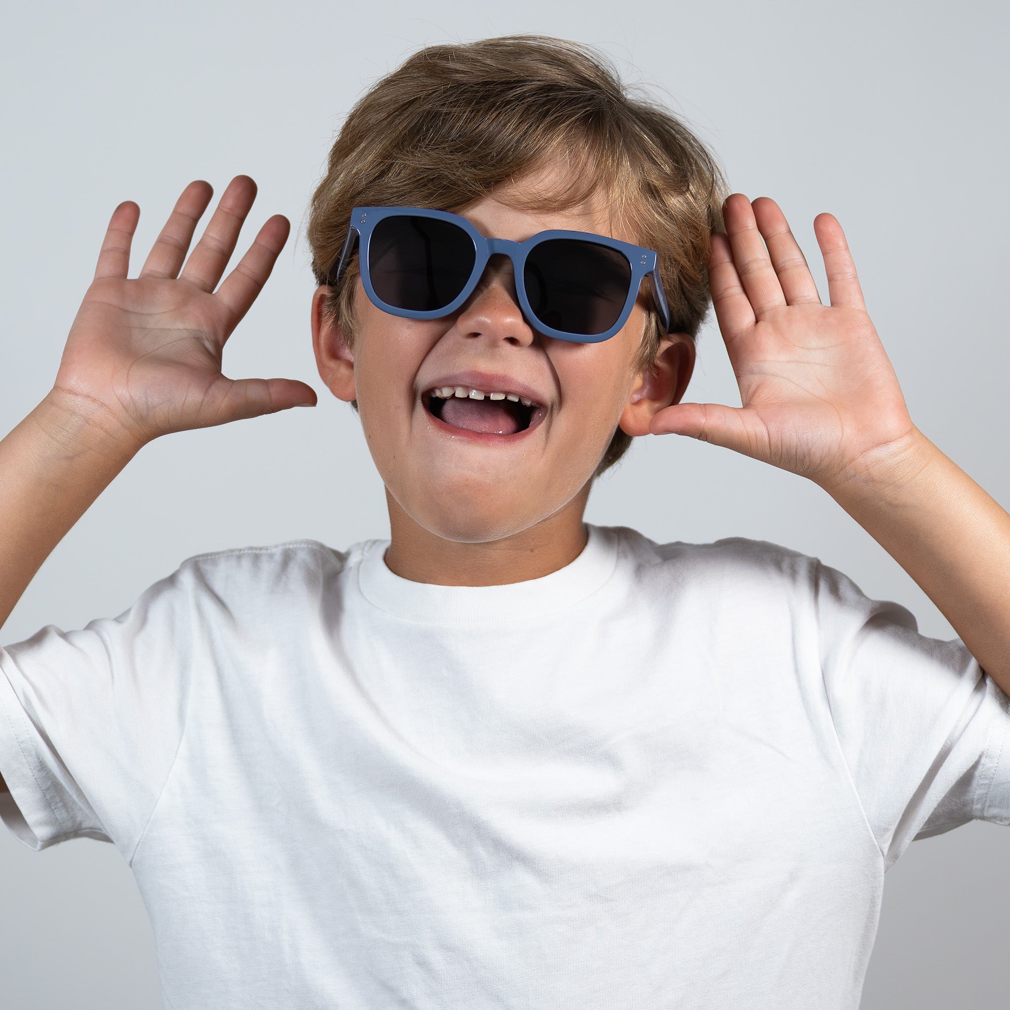 daydreamer | weekend energy kids sunglasses